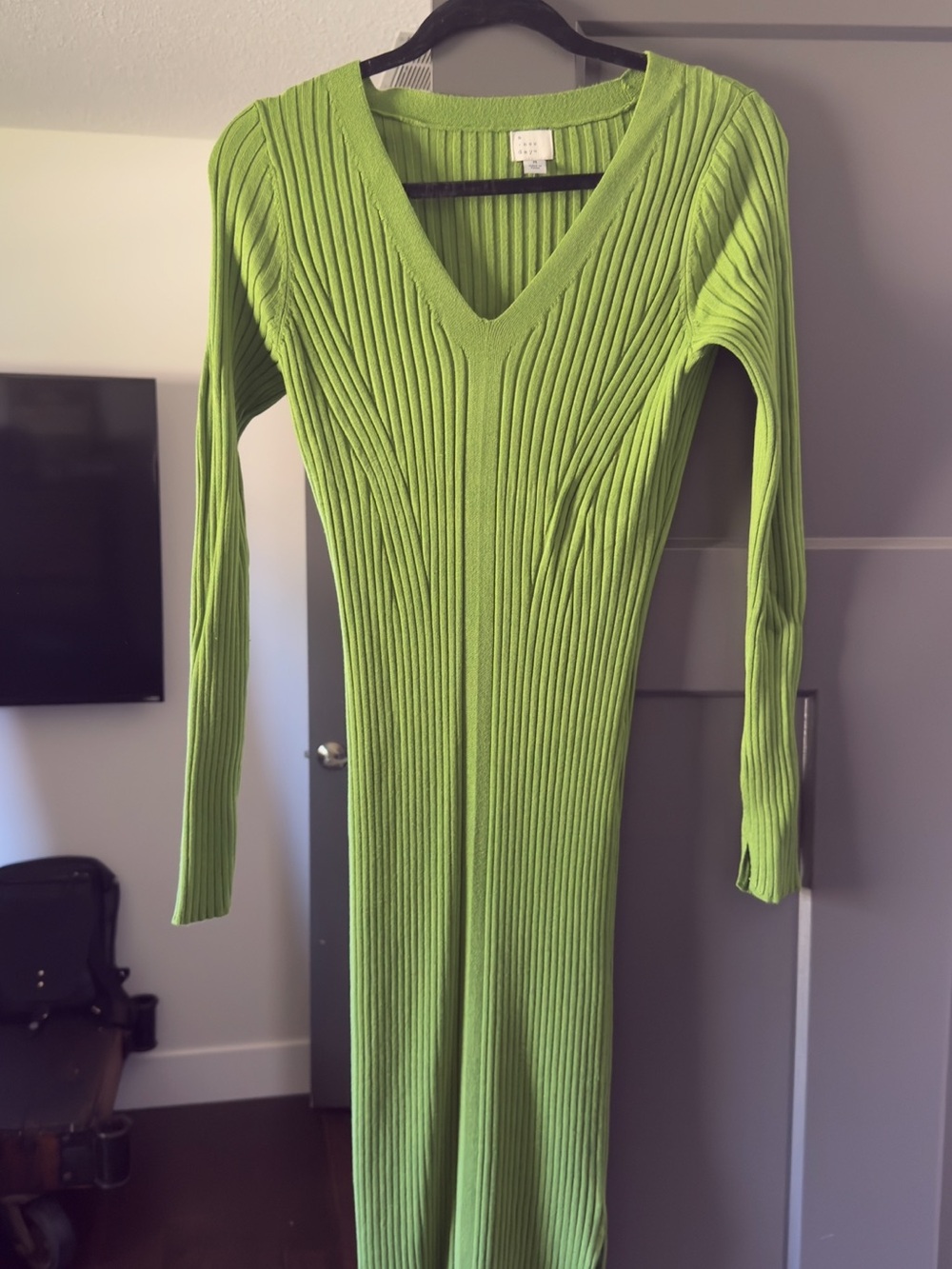 a new day Lime Green Ribbed V‑Neck Long Sleeve Knit Dress
